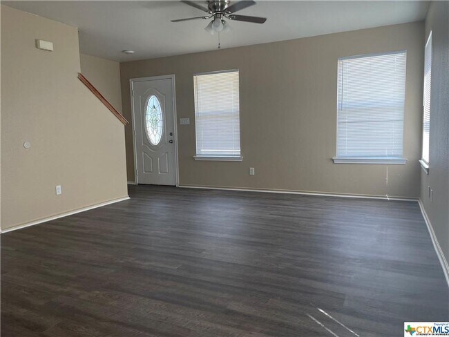 Foto del edificio - 1610 Prickly Pear Dr