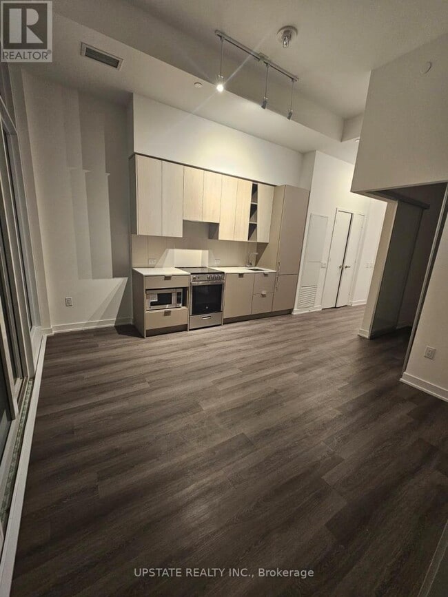 Building Photo - 3883-3883 Quartz Rd