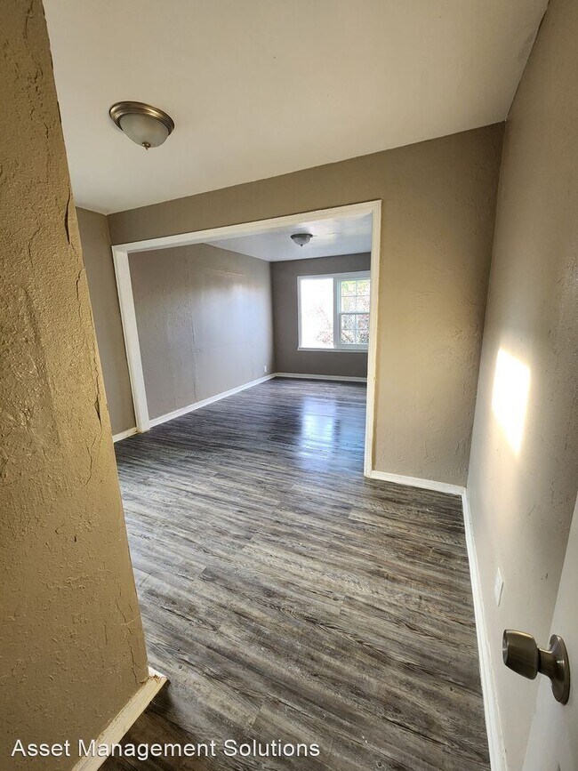 Building Photo - 3 br, 1 bath House - 3508 SW 38th St.