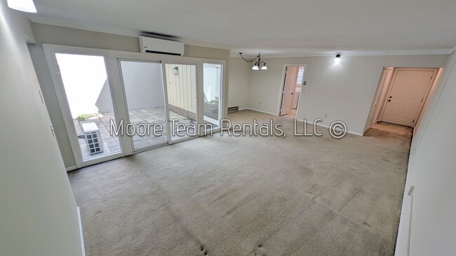 Foto del edificio - 2/1.5 Condo Close to Downtown