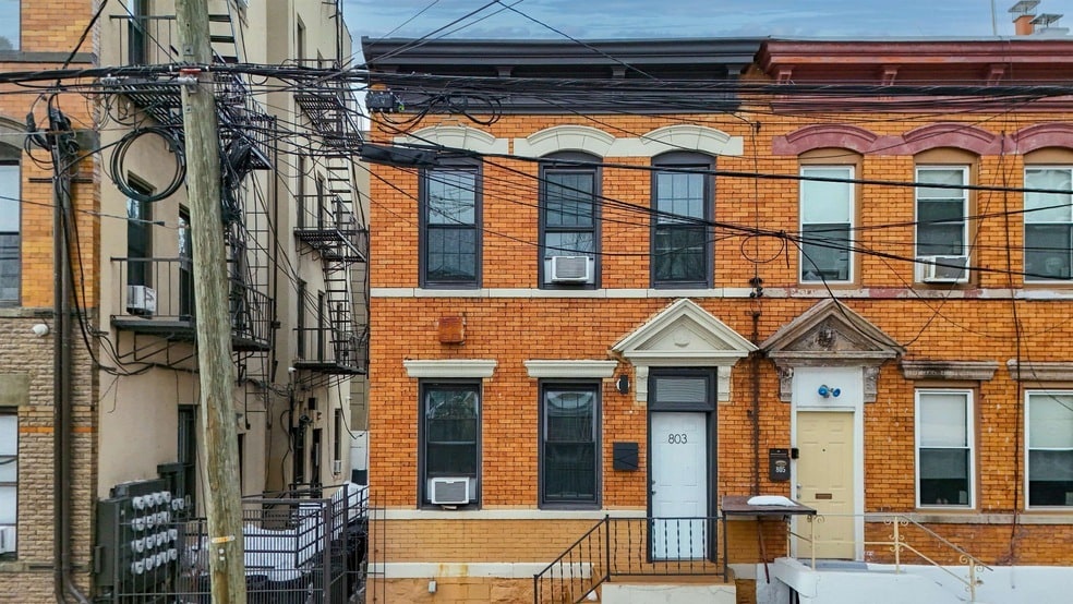 Photo - 803 West Street Unit 1