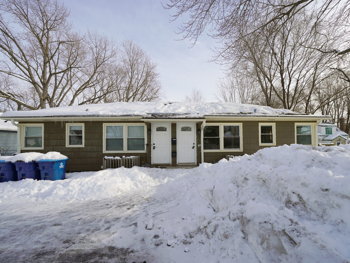 Foto principal - 7311 Nicollet Ave