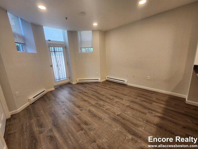 Foto del edificio - 24 Queensberry St