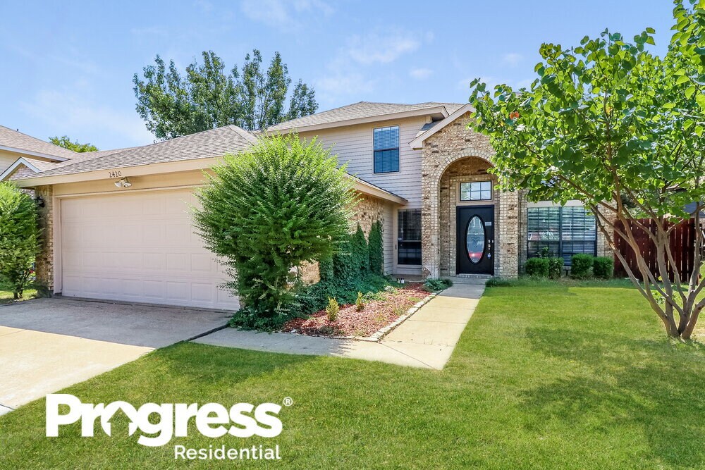 Primary Photo - 2420 Bennington Dr