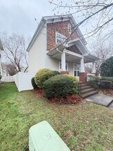 Building Photo - 16929 Pennington Dr