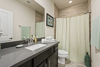 Building Photo - 4027 Tulane St