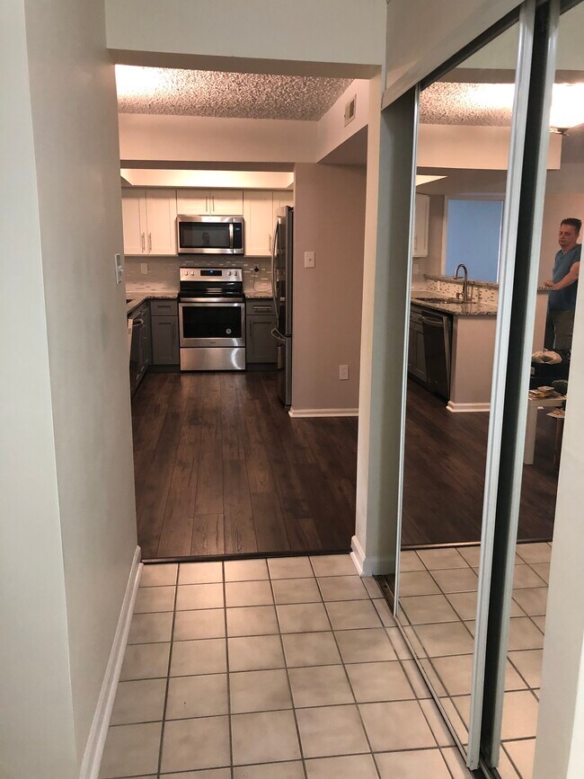 Photo - 1107 Deer Run Apartment