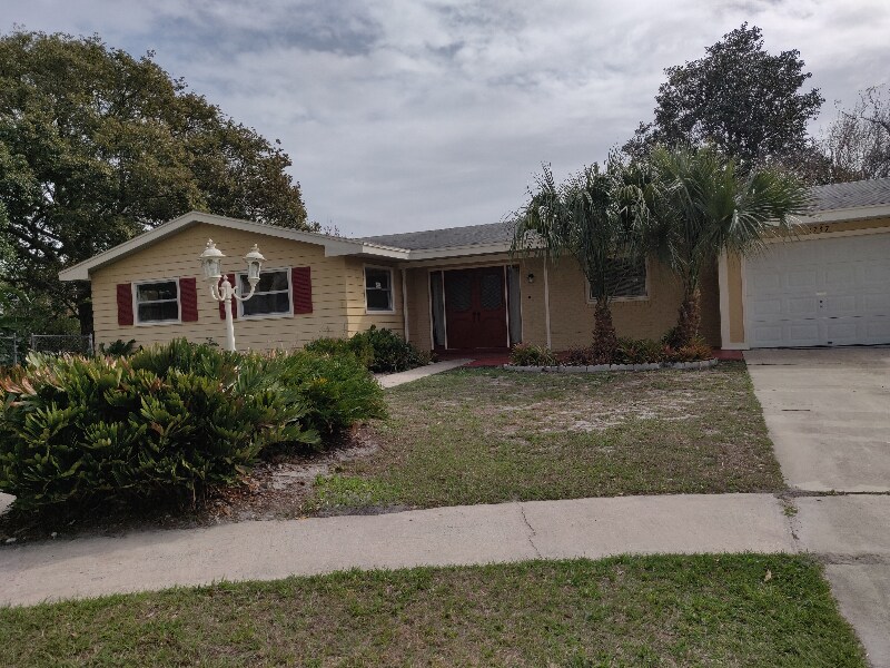 1737 Vivian Ct, Deltona, FL 32725 House Rental in Deltona, FL