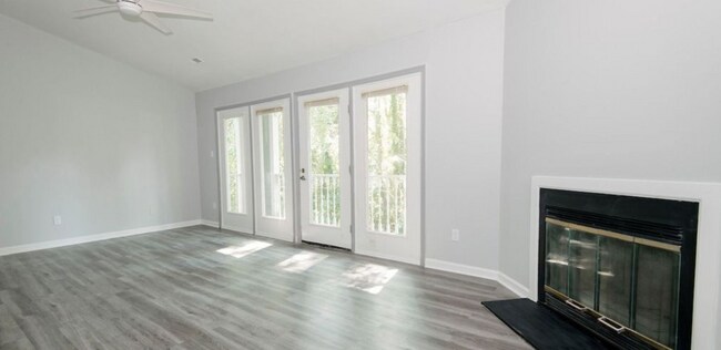 Natural Light with a view of nature - 1311 Park Glen Dr