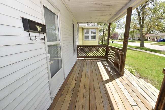 Foto del edificio - 4 Bedroom home Near Notre Dame!