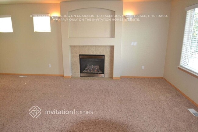 Building Photo - 18403 96th Ave E