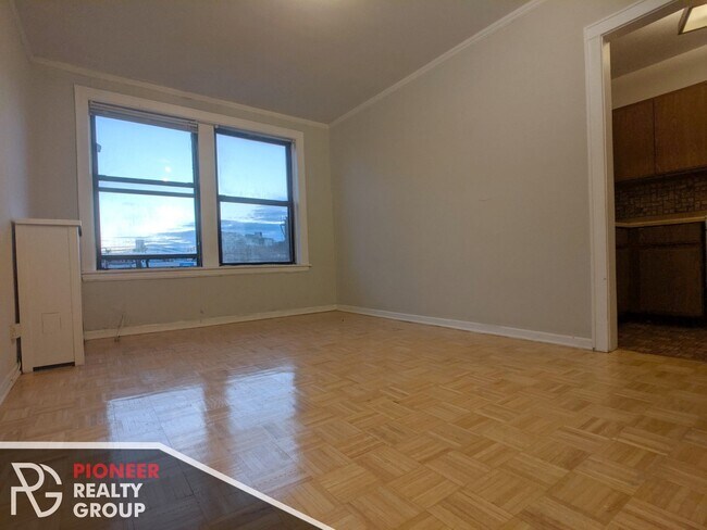 Foto del edificio - 739 W Belmont