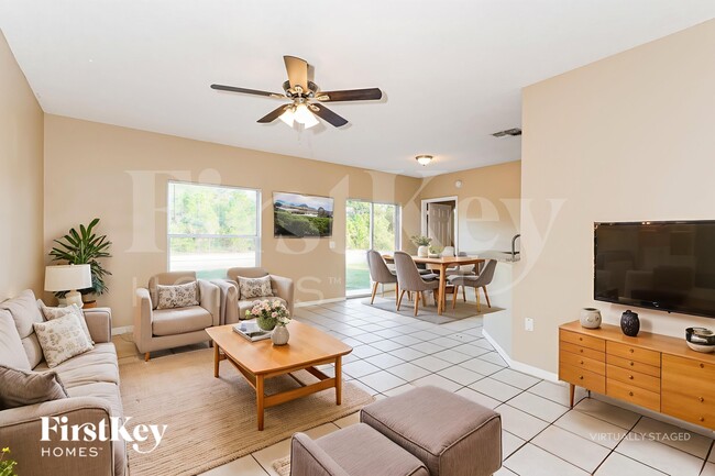 Building Photo - 122 Dahl Ave