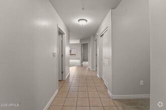 Building Photo - 5350 E Deer Valley Dr