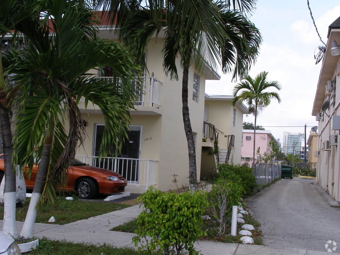 Foto del edificio - 1053 NW 5th St