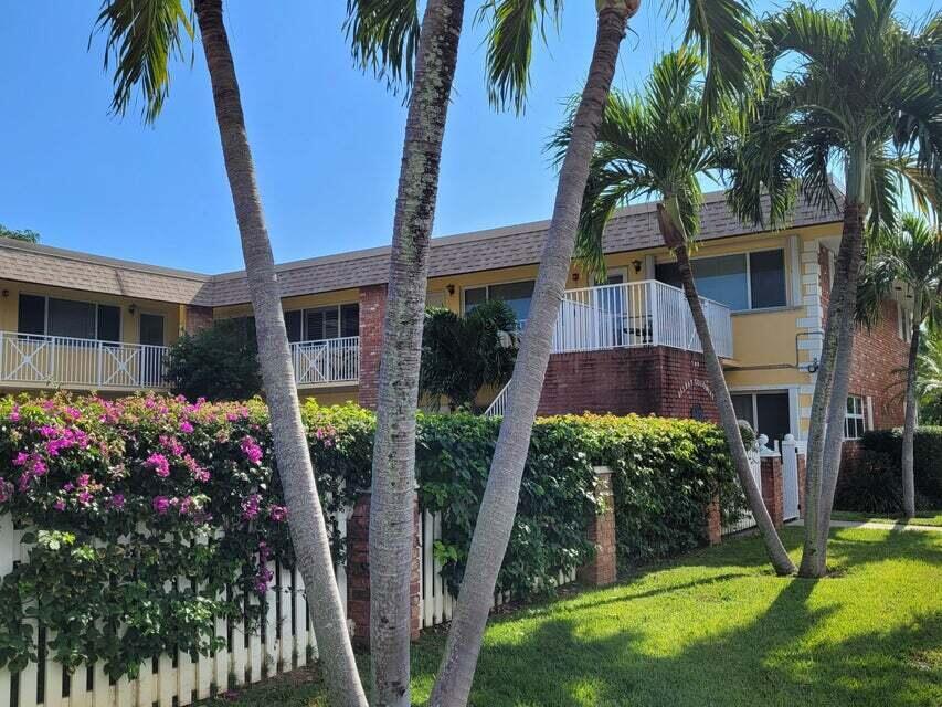 1001 NE 8th Ave Unit 207, Delray Beach, FL 33483 Condo for Rent in