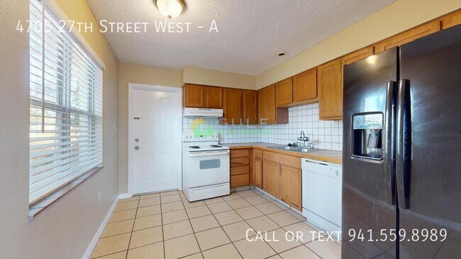 Building Photo - 4705 27th St W