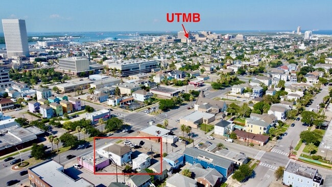 Foto del edificio - 2115 Broadway Avenue J