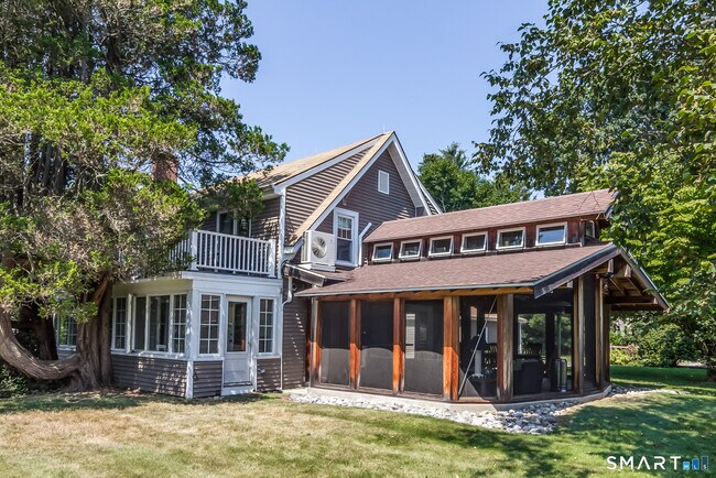 Foto del edificio - 116 Overshore Dr E