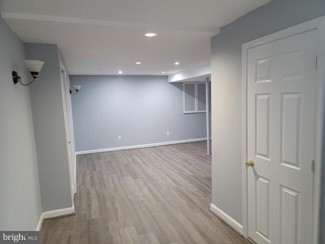 Building Photo - 11113 Maiden Dr