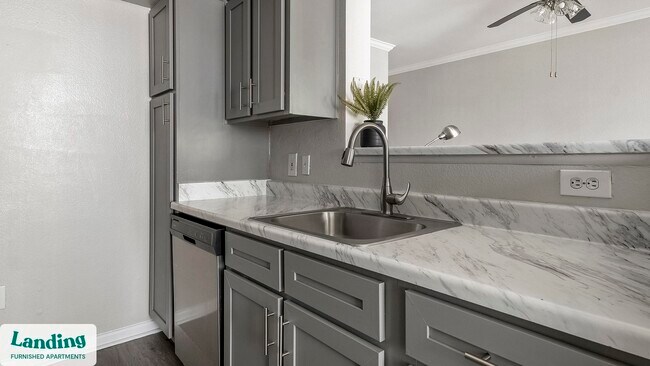 Foto del edificio - 2500 Woodland Park Dr