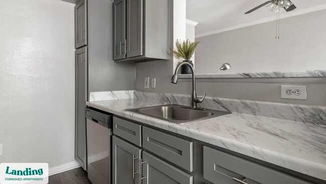 Building Photo - 2500 Woodland Park Dr