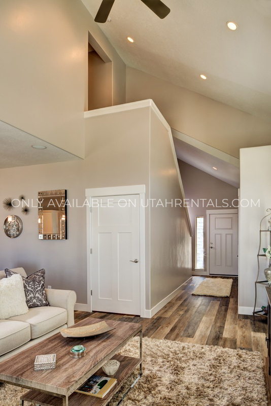 Building Photo - 930 Aspen Summit Dr