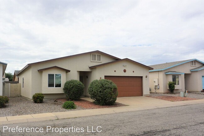 Building Photo - 3 br, 2 bath House - 743 Four Winds Circle