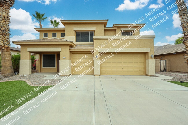 Building Photo - 3920 E Remington Dr