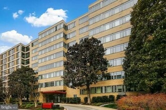Building Photo - 1711 Massachusetts Ave NW