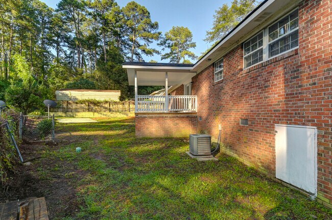 Backyard - 1876 Woodsboro Dr