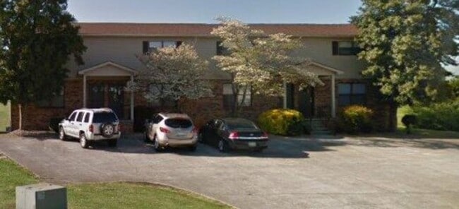 Beautifully Updated 1-Bedroom Apartment with Washer/Dryer Hookups! - Beautifully Updated 1-Bedroom Apartment with Washer/Dryer Hookups!