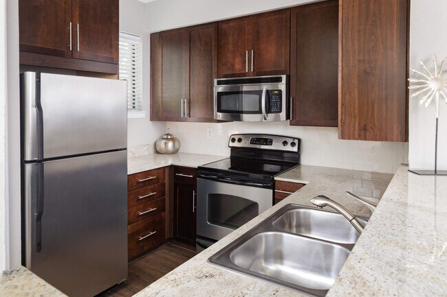 Foto del edificio - Eastbridge Apartments