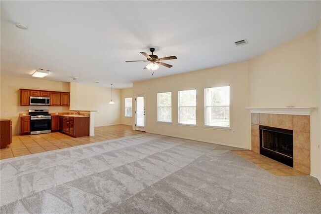 Foto del edificio - 10916 Furrow Hill Dr