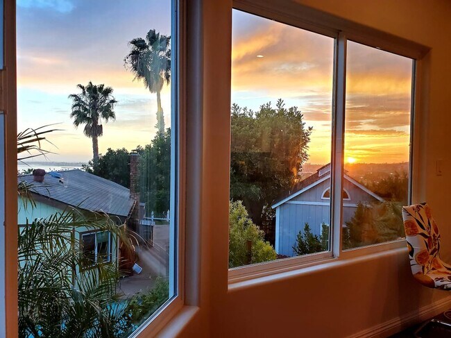 Vista desde la sala de estar - 3306 Lloyd St