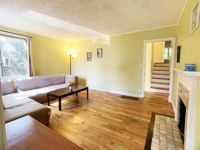 Photo du bâtiment - 111 Bonaventure Ave