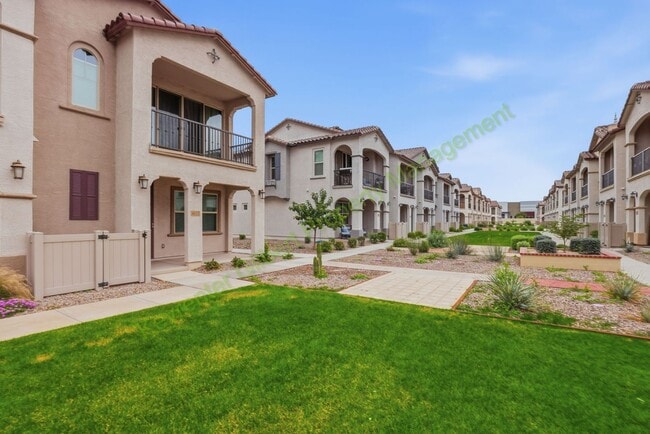 Building Photo - Modern Gilbert Home in Warner Meadows Community