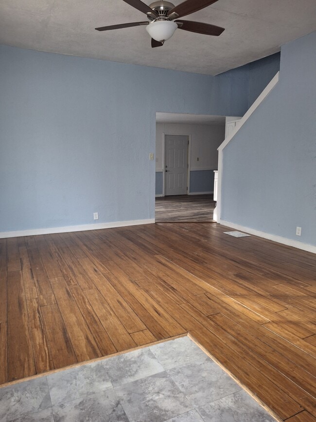 Building Photo - 833 Indiana Ave