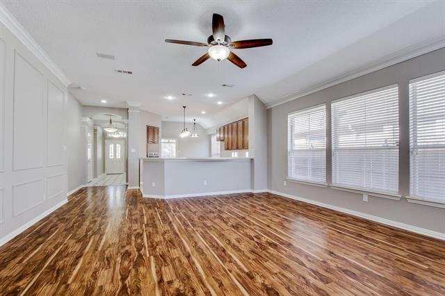 Foto del edificio - 9316 Preston Trail