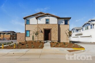 Building Photo - 28166 Dwight Dr