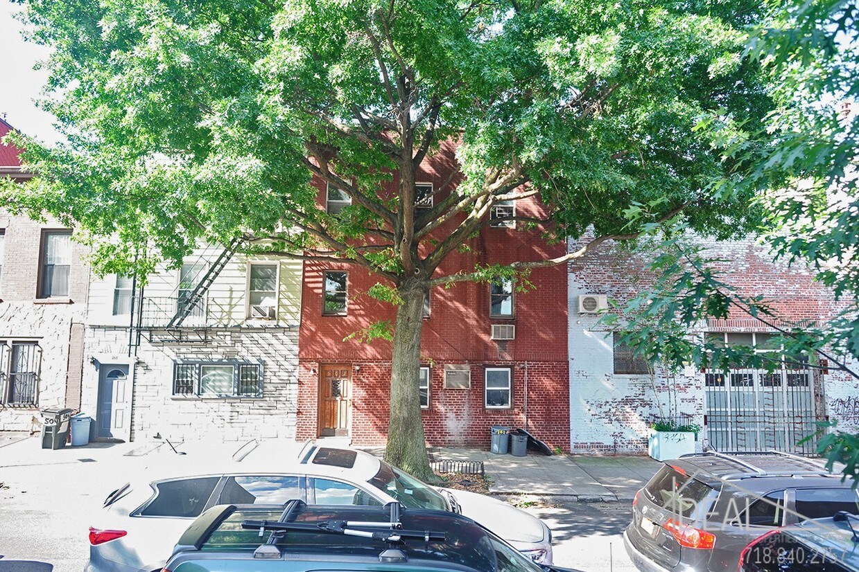 Primary Photo - 502 President Street #1R