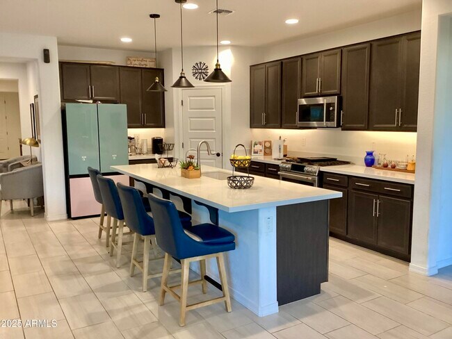 Foto del edificio - 12751 W Ocotillo Rd