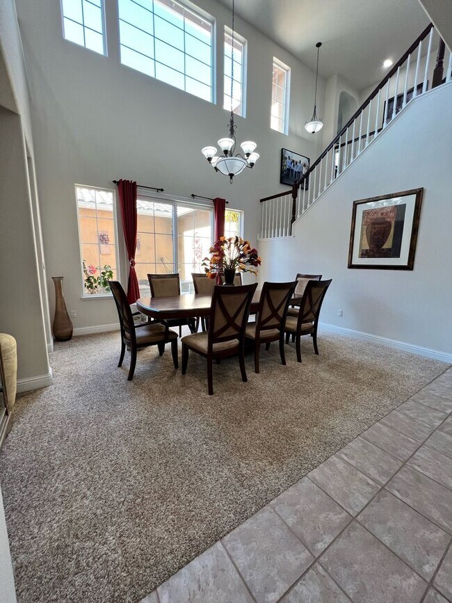 Foto del edificio - 9355 Pinehurst Dr