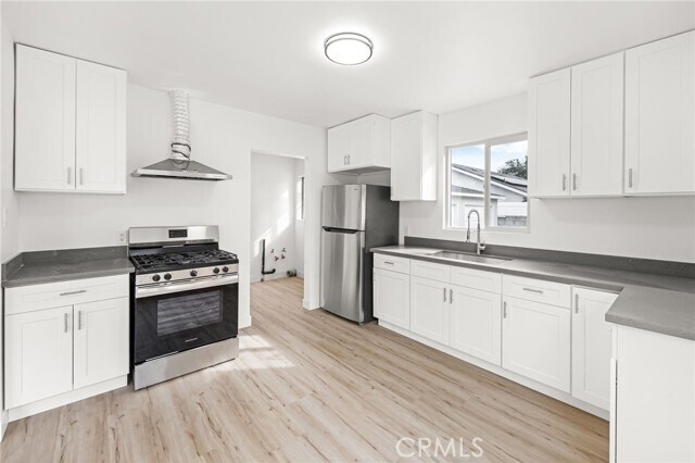 Foto del edificio - 13812 Oxnard St