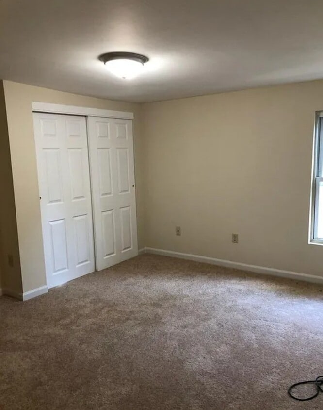 27 Fremont St, Lowell, MA 01850 House Rental in Lowell, MA