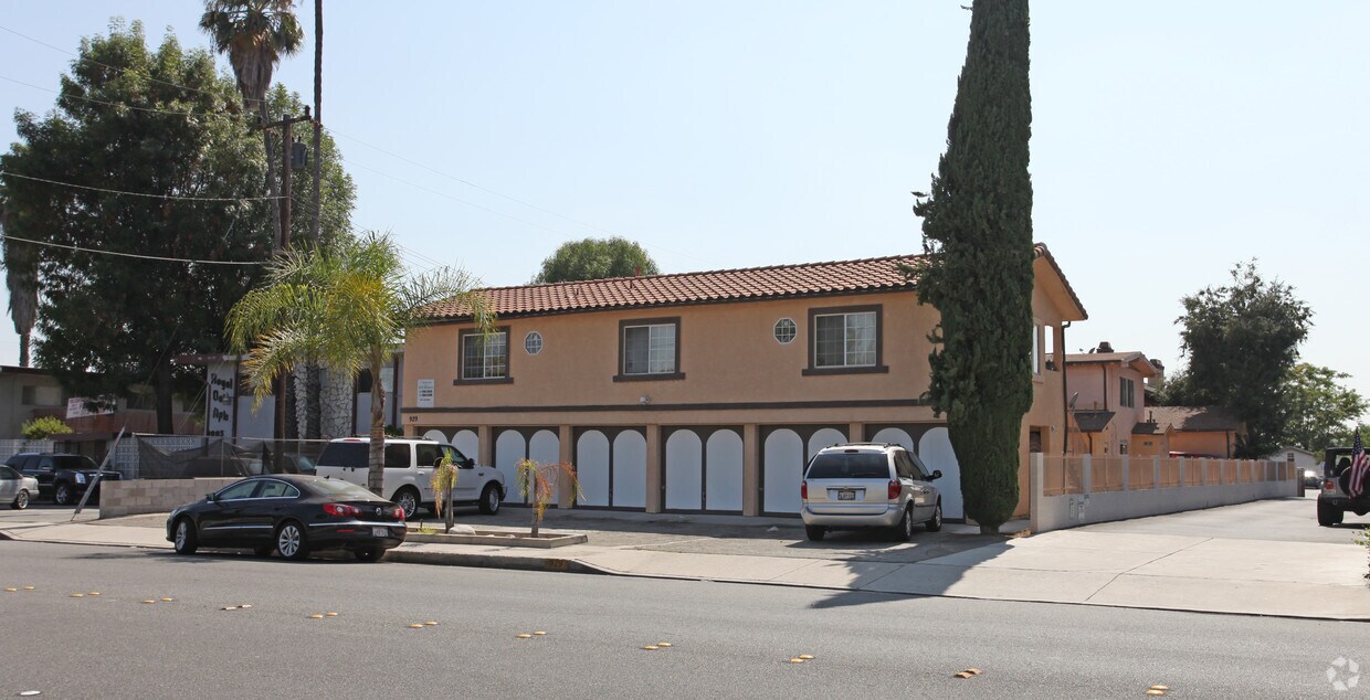Primary Photo - 929 Mt. Olive Dr