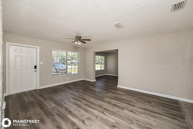 Foto del edificio - 4002 OHIO AVE, TAMPA, FL 33616
