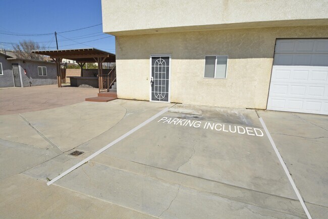 Foto del edificio - 1152 1/2 S Montebello Blvd