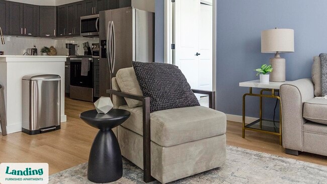 Building Photo - 650 N Main St