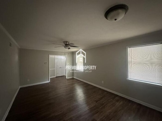 Building Photo - 2818 N Star Dr